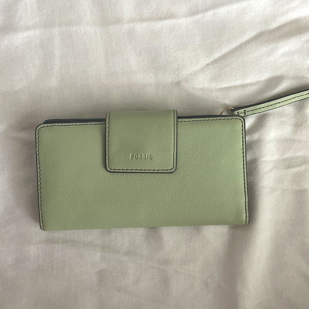 Fossil wallet